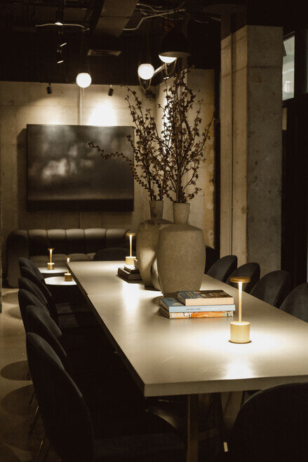 Fidi Conference Table